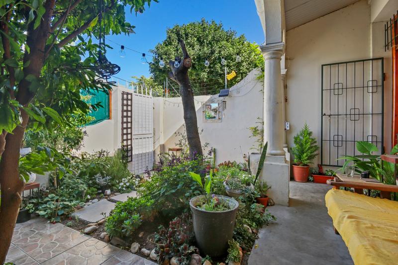 To Let 1 Bedroom Property for Rent in Observatory Western Cape